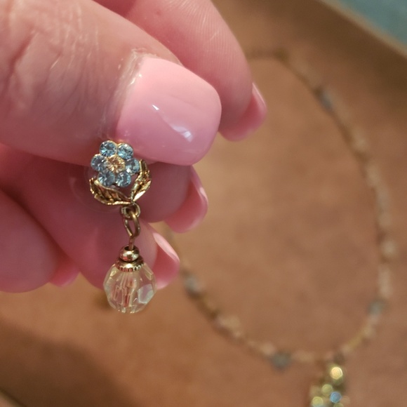 Necklace and earring set - Picture 3 of 3